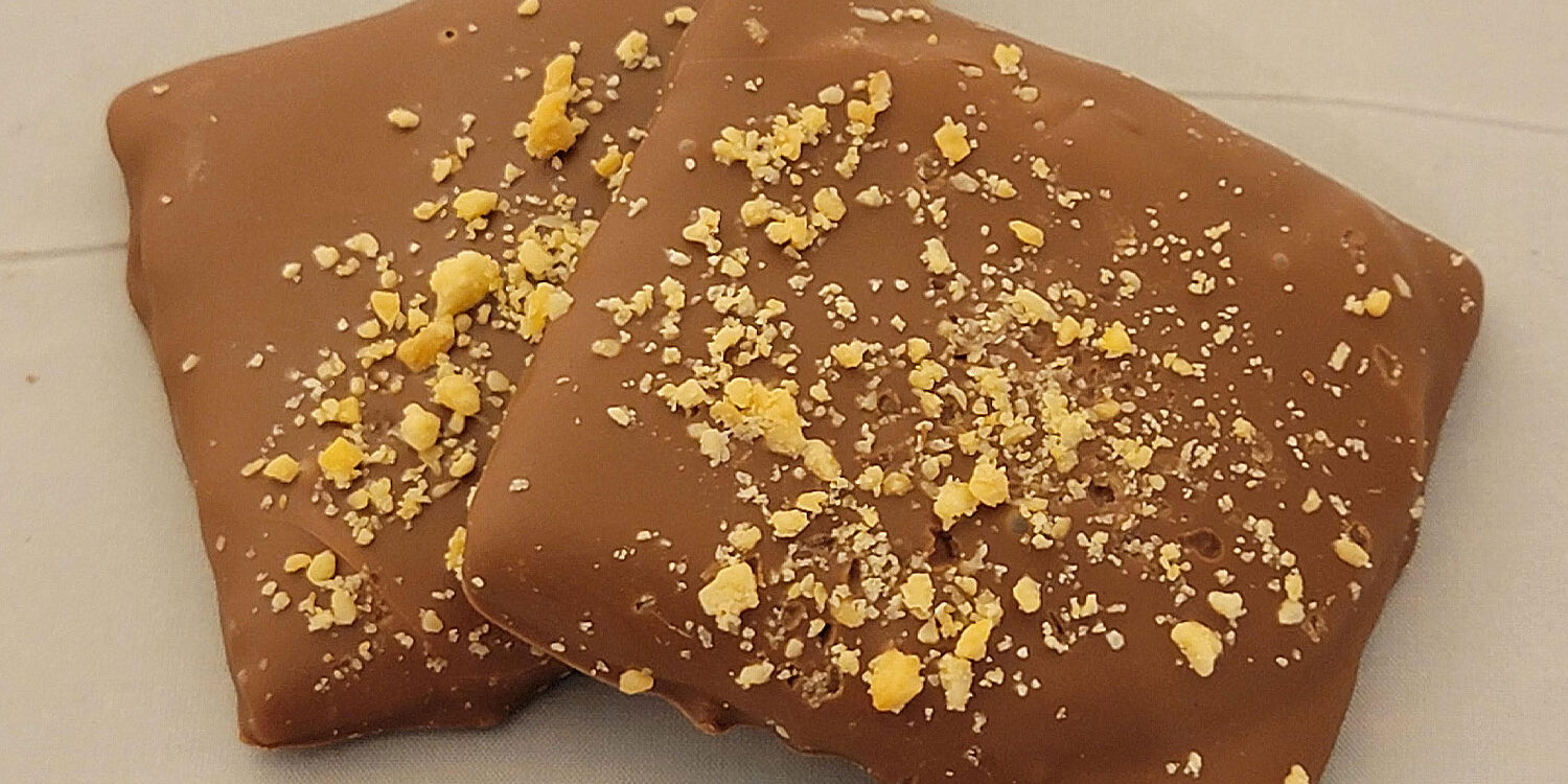 Peanut Butter Topped Graham Crackers Peanut Butter Topped Graham Crackers