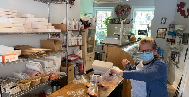 Cicada Sweets & Wine