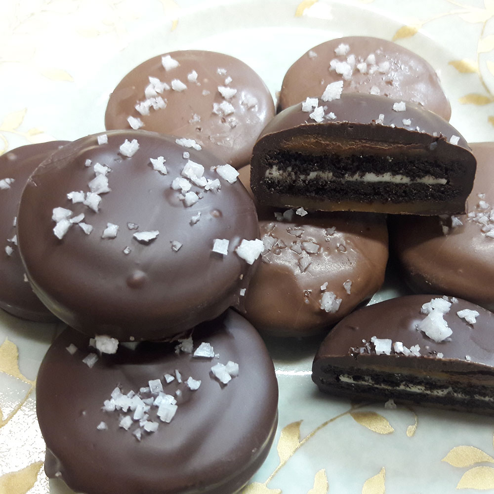 Chocolate Dipped Sea Salt Caramel Oreos